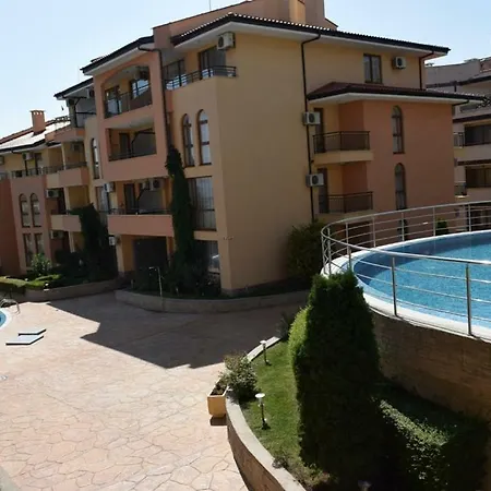 Privat Studio Paradise Dreams Apartment